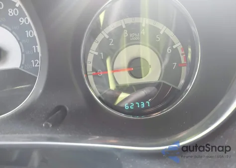 2013 Chrysler 200 Touring z USA, uszkodzony, nr VIN 1C3CCBBB5DN699931